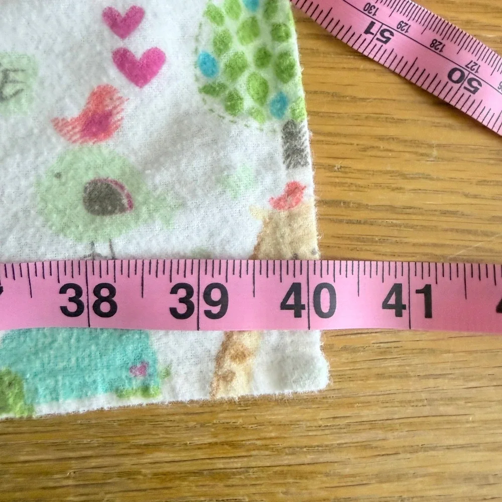 N/A white width blanket